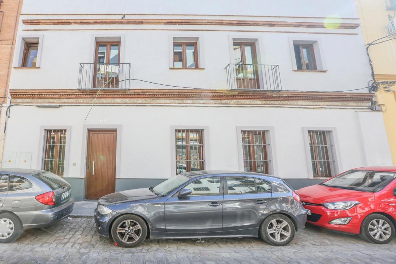 Apartment Alfareria Seville
